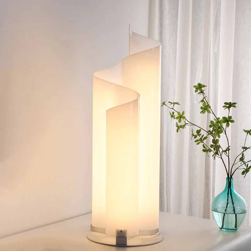 Minimalist Acrylic and Aluminum Decorative Table Lamp