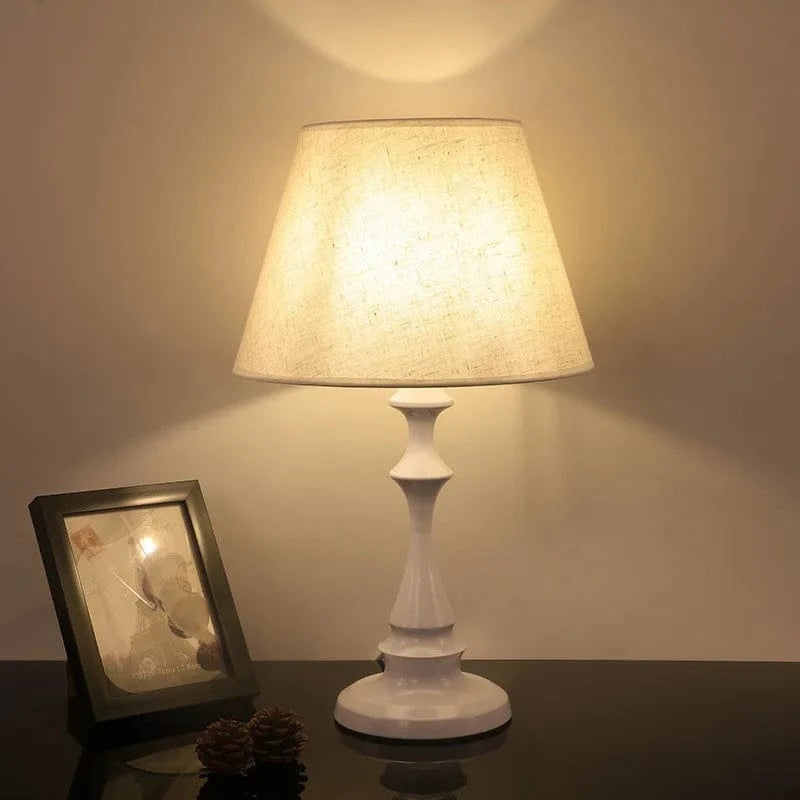 Versatile Table Lamp for Hotel Rooms and Offices White Norenza
