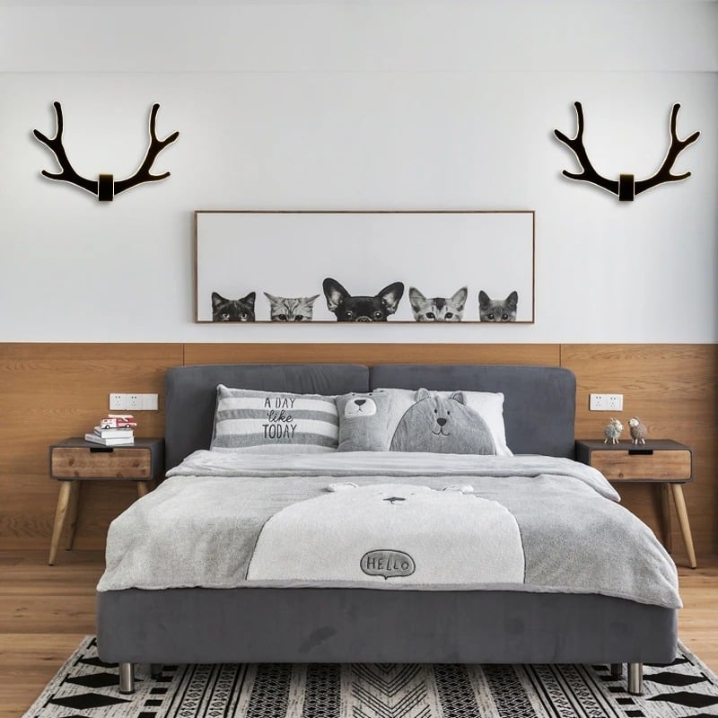 Wooden LED Wall Sconce in Deer Antler Design Norenza